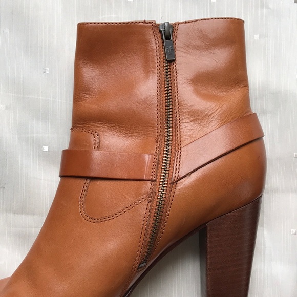 Frye Laurie Harness Short Boots. Size 11 - Picture 4 of 8